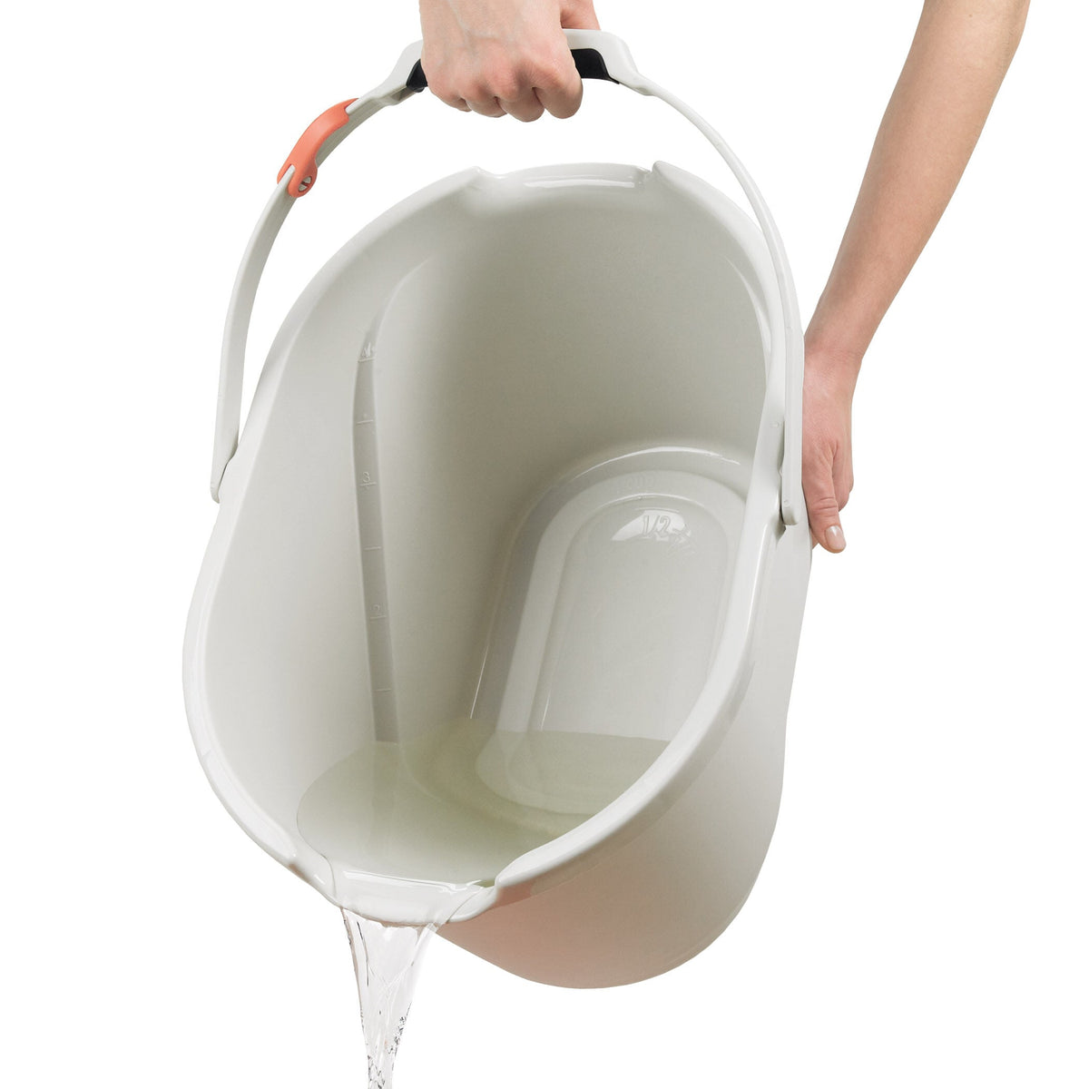 angled-measuring-bucket-a0 1367380_3_angled_measuring_bucket.jpg