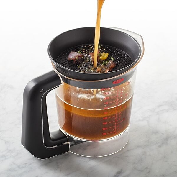 oxo-good-grips-good-gravy-fat-separator-4-cup-f2 gg_11198900_9c.jpg