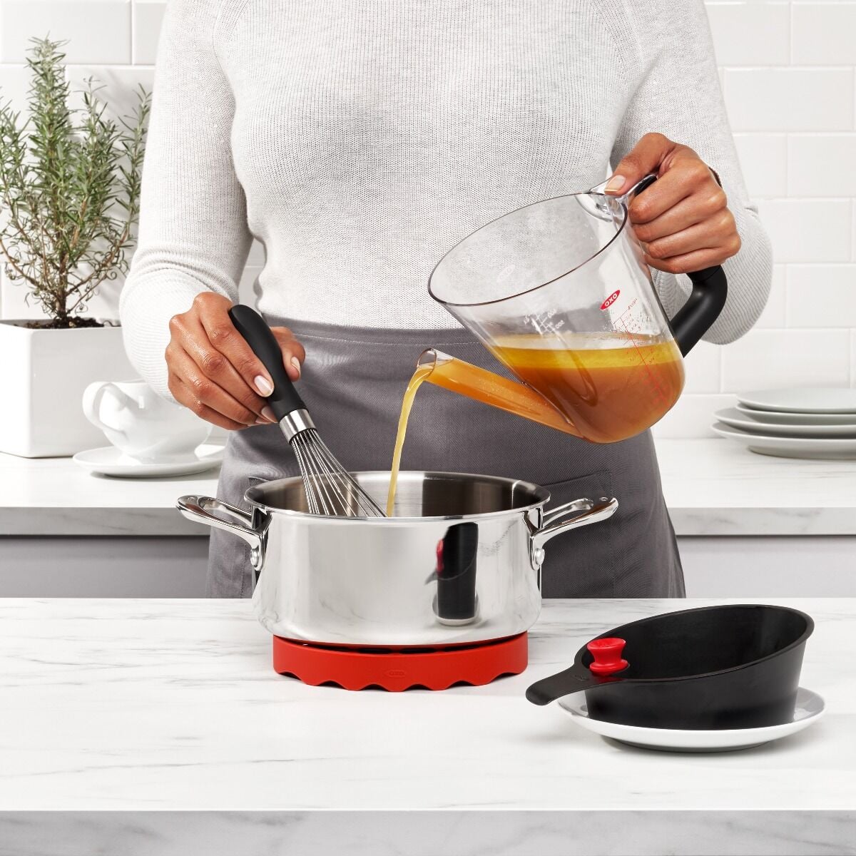4-cup-fat-separator-h5 gg_11273200_4b.jpg