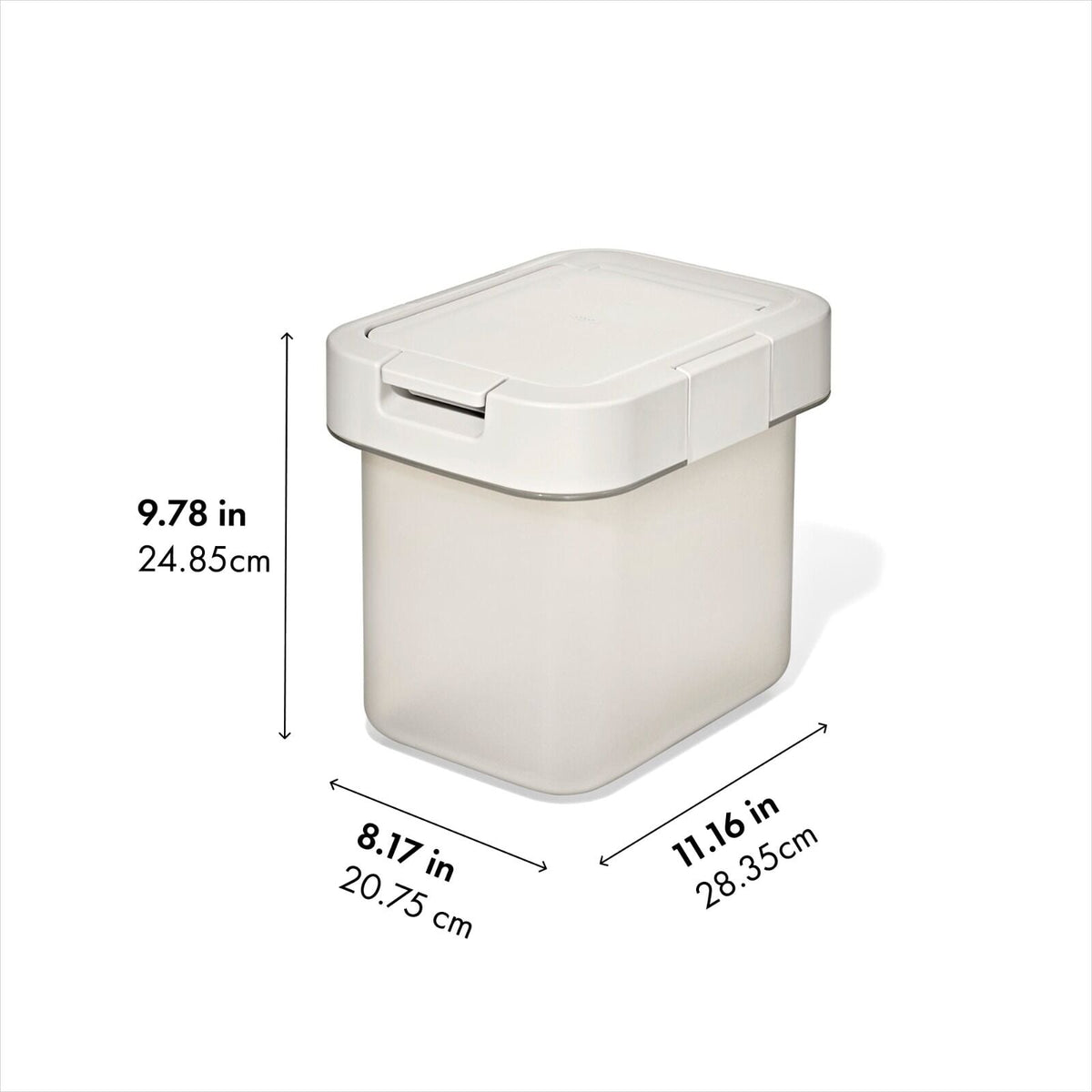 oxo-pet-airtight-food-container-with-scoop-small-i6 pet_7301700_airtight-food-container-small_apdp_01_dim.jpg