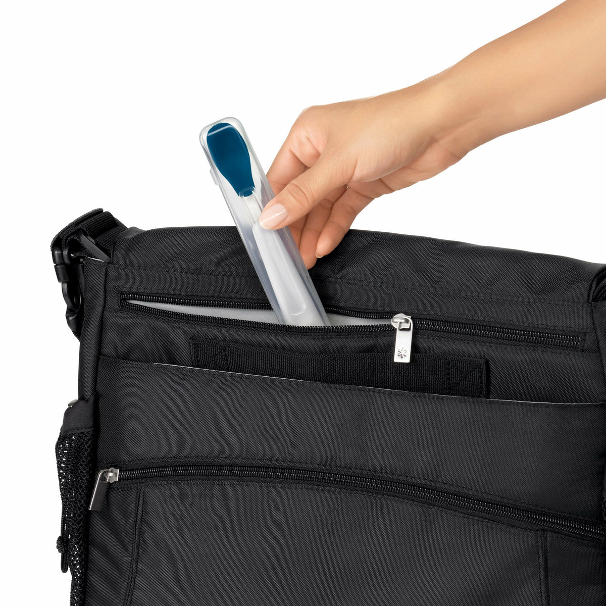 on-the-go-feeding-spoon-j6 tot_61138400_4_1_.jpg