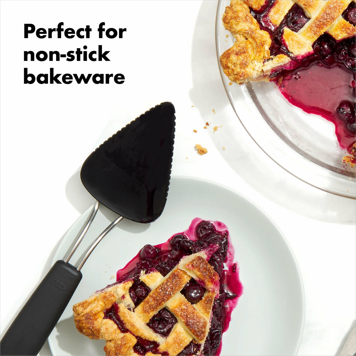 nylon-flexible-pie-server-n7 1064984_8b_1_.jpg