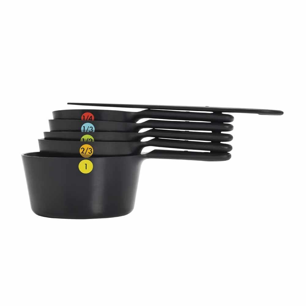 6-piece-plastic-measuring-cups-d6 11110901_.jpg