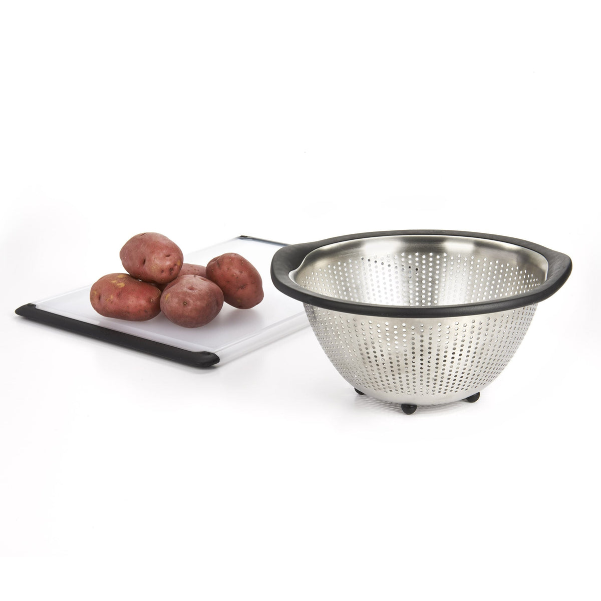 5-quart-stainless-steel-colander-y6 1134700_4_oxogoodgrips_5qtstainlesssteelcolander.jpg
