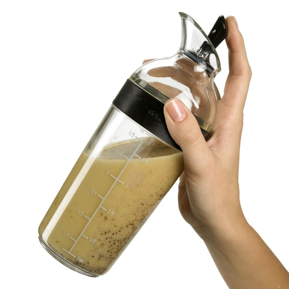 salad-dressing-shaker-u0 1188500_2.jpg