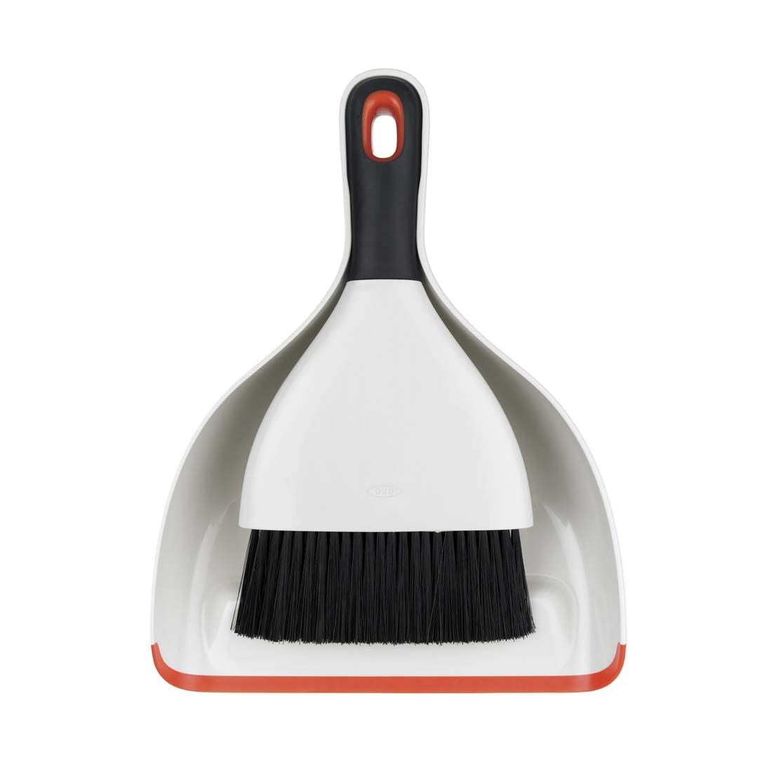dustpan-and-brush-set-x7 1334480.jpg
