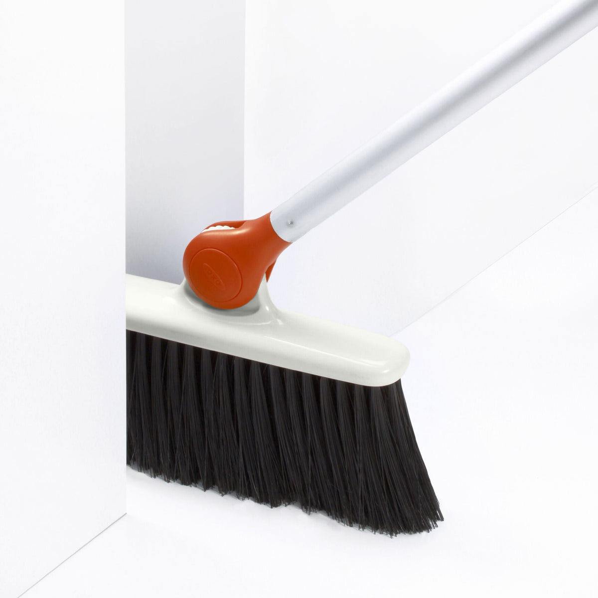 any-angle-broom-f6 1336580_3_any-angle_broom.jpg