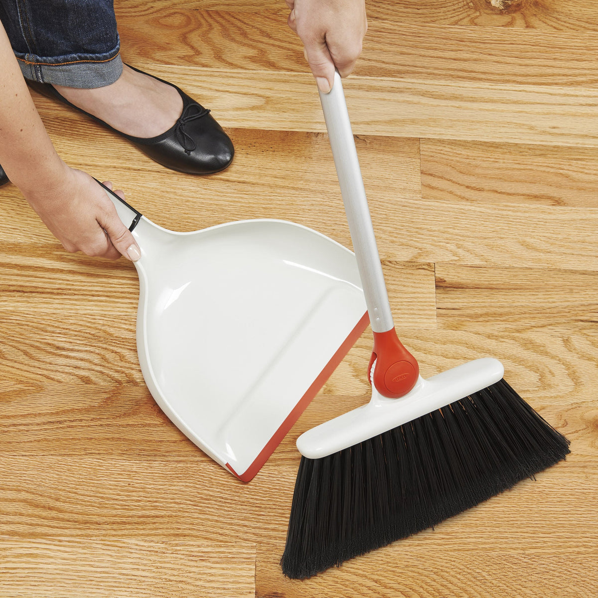 any-angle-broom-f6 1336580_5_any-angle_broom.jpg