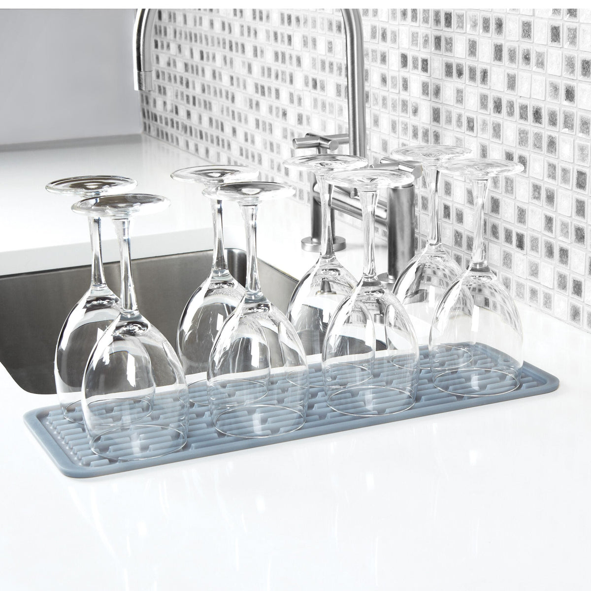 silicone-wine-glass-drying-mat-o4 1372100_3_silicone_wine_glass_drying_mat.jpg