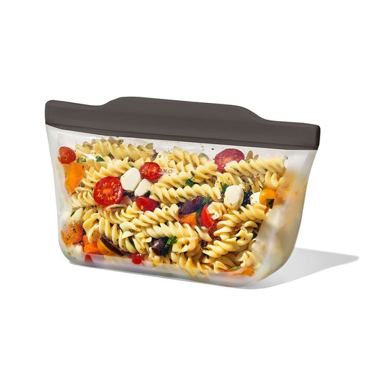 outdoor-silicone-reusable-stand-up-bag-quart-32-oz-u5 9112900_silicone_stand-up_quart_32oz_27.jpg