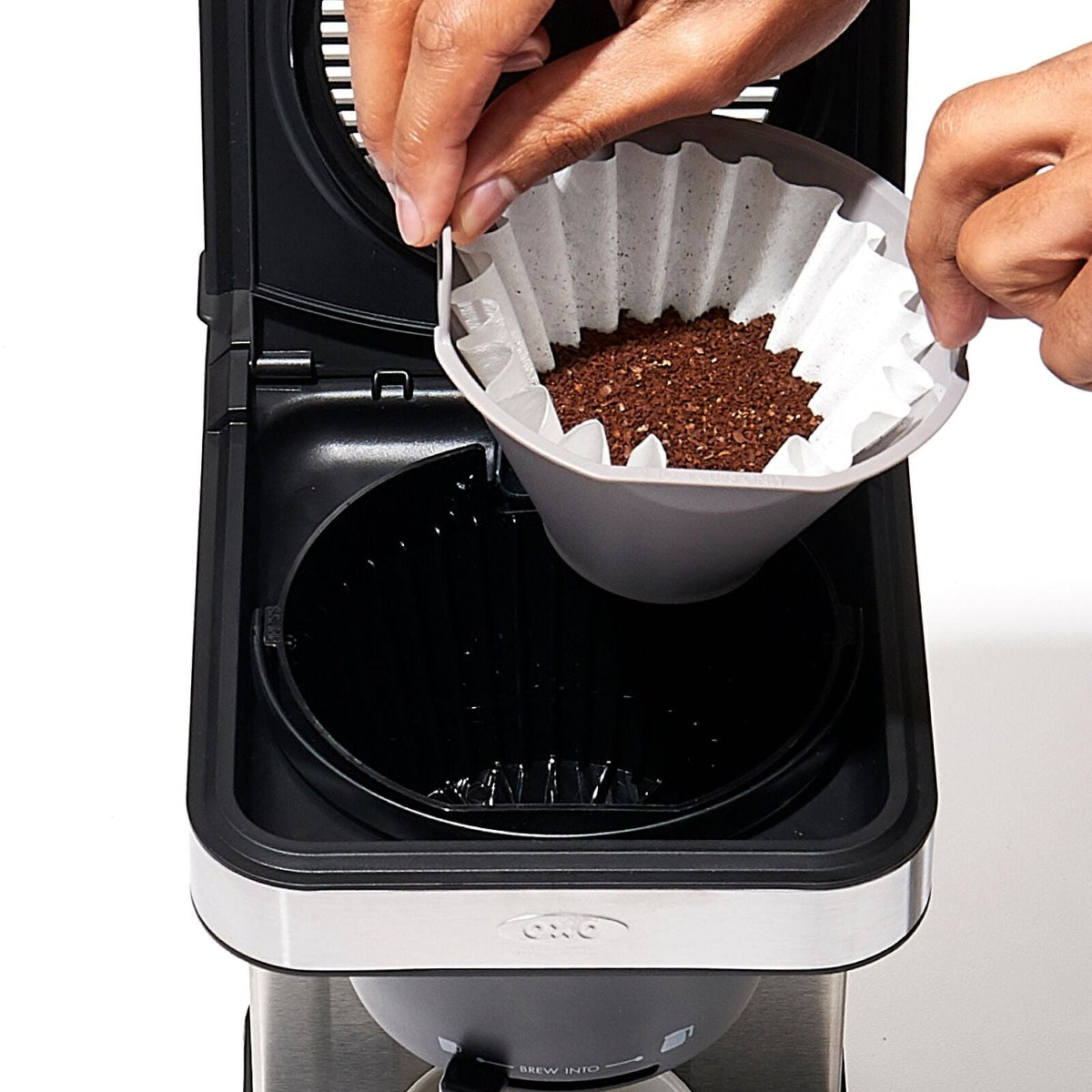8-cup-coffee-maker-with-podless-single-serve-function-and-glass-carafe-j5 brew_8722000_8-cup-glass-coffee-maker-podless_pdp_04.jpeg