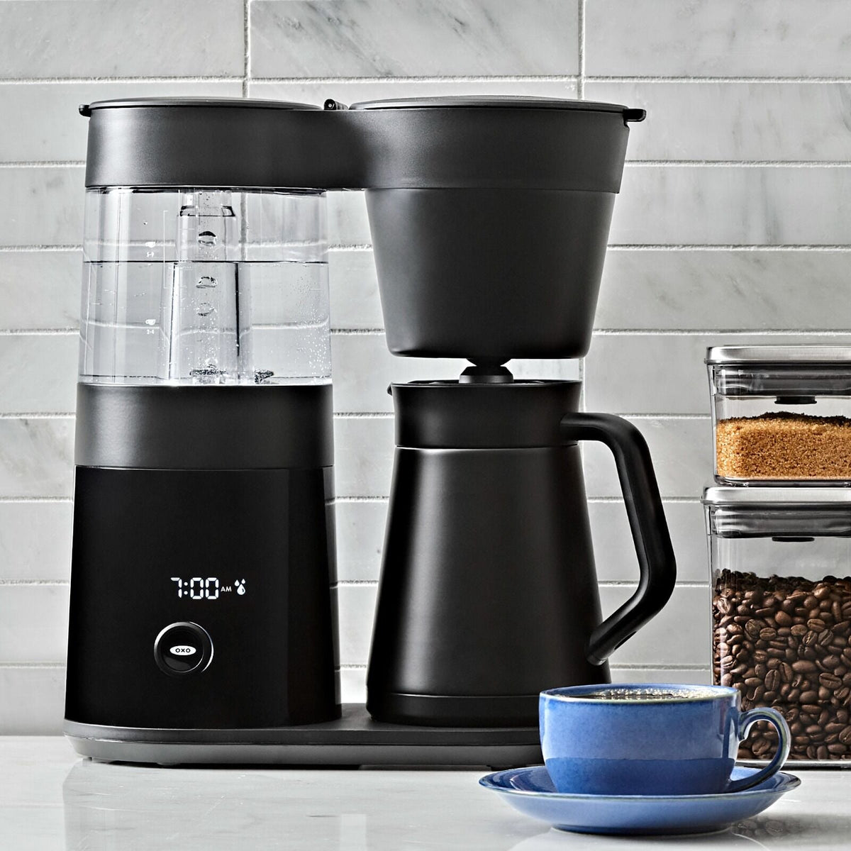 9-cup-coffee-maker-matte-black-v9 brew_8725000_9-cup-coffee-maker-black_pdp_01.jpeg
