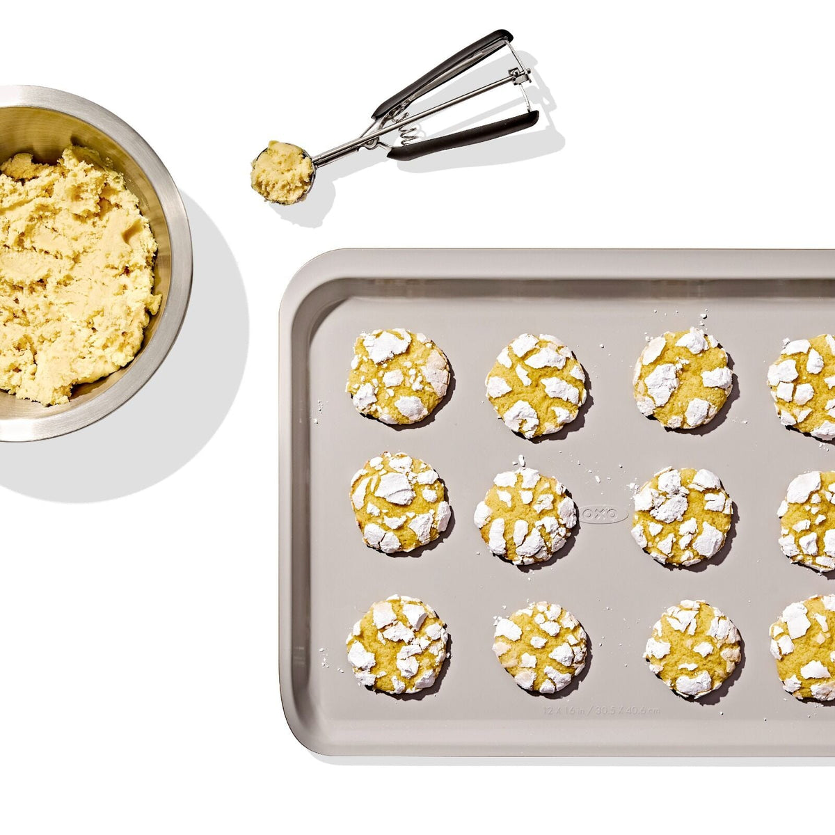 non-stick-pro-ceramic-coated-metal-bakeware-cookie-sheet-biscuit-j7 c3946024-e338-40f6-8233-80d425b1e6dc.jpeg