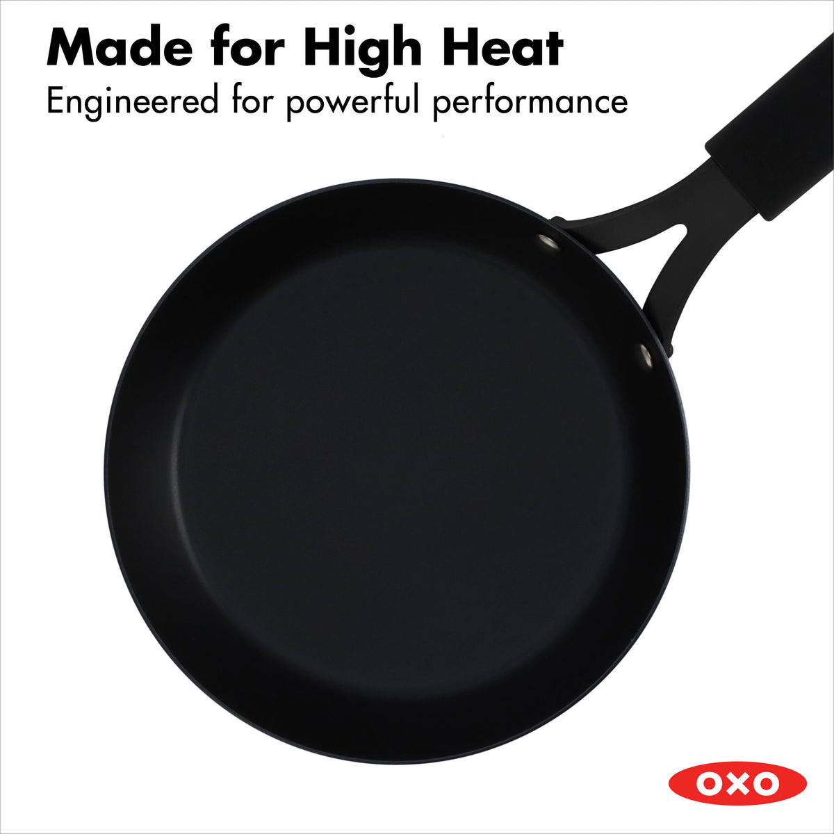 carbon-steel-obsidian-series-8-inch-frypan-with-silicone-sleeve-a8 cc005099-001-7.jpg