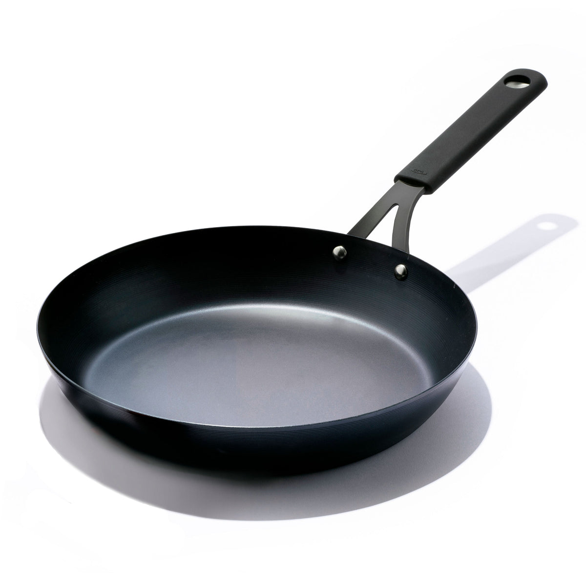 oxo-carbon-steel-obsidian-series-12-inch-frypan-with-silicone-sleeve-b1 cc005101-001-1.jpg