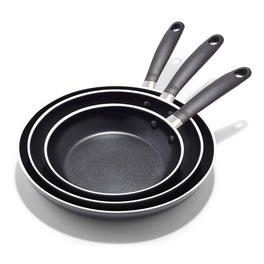 non-stick-pro-every-day-3-piece-frying-pan-set-c8 cc010474-001-oxo-non-stick-everyday-8-10-12-3-piece-open-frypan-set_pdp_01.jpg