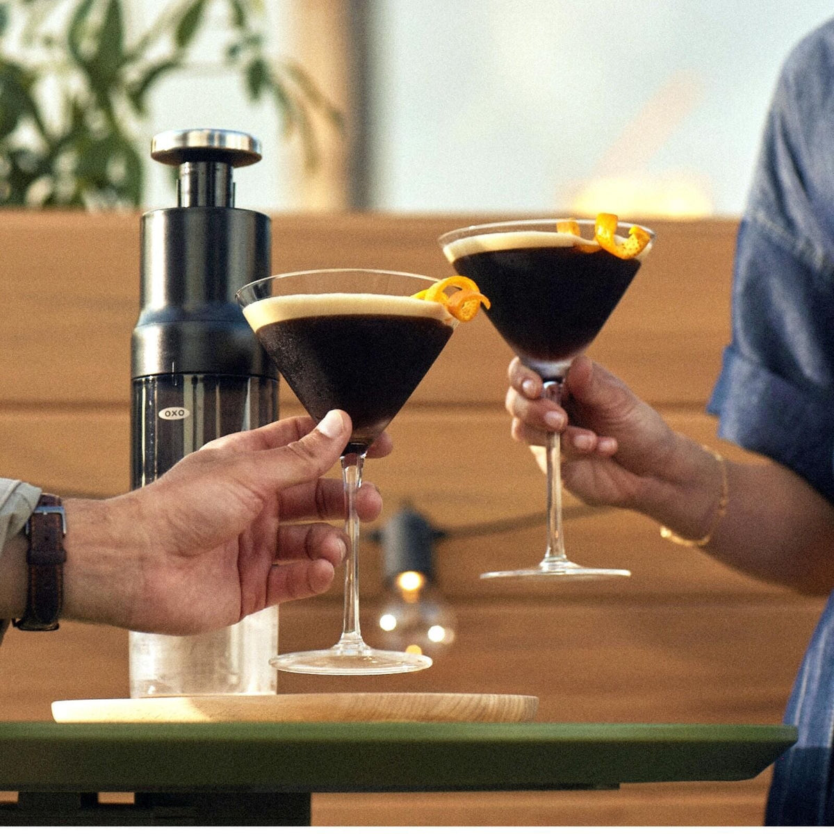 cold-brew-martini-bundle-g4 fy25_rapidbrewer_ecomm-bundle_cold_brew_martini_kit_02.jpg