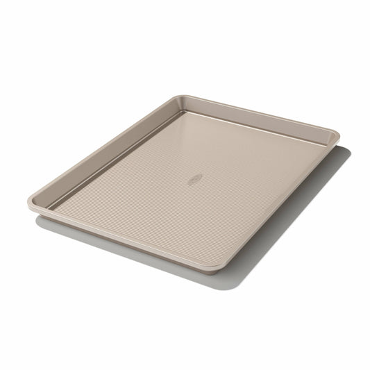 non-stick-pro-half-sheet-pan-w5 gg_11160800v1_201216_01_1_.jpg