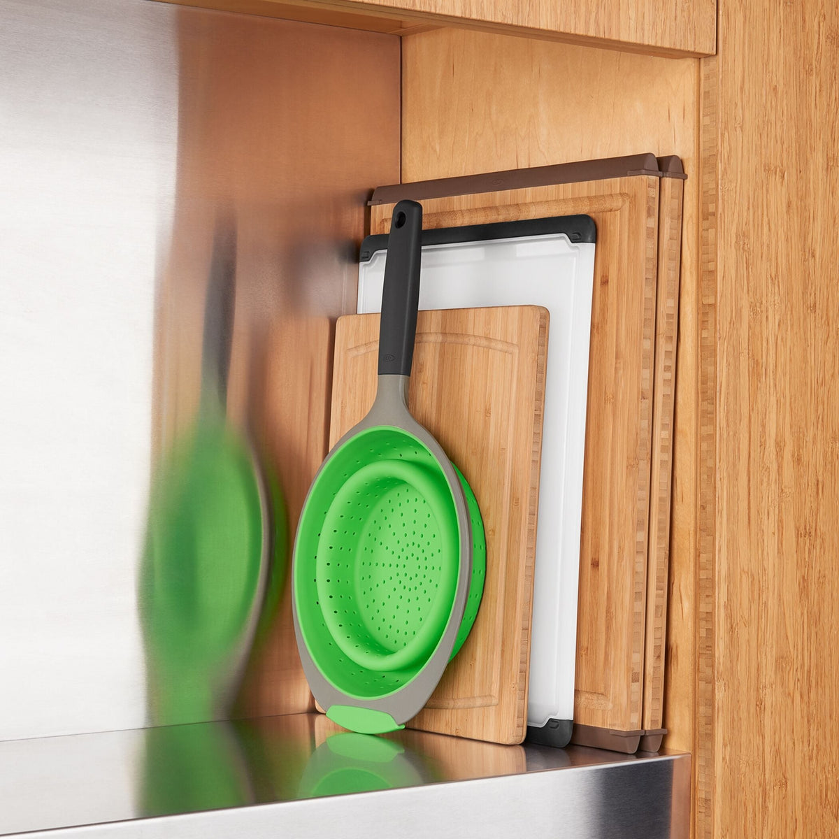 silicone-collapsible-strainer-2-0-qt-c9 gg_11208300_9.jpg