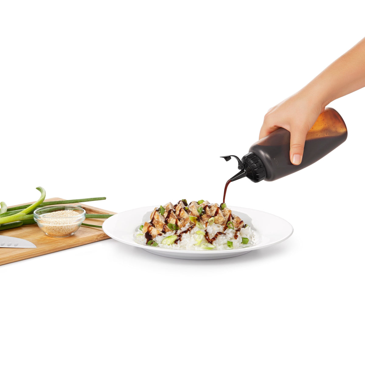 oxo-chef-s-squeeze-bottles-12-ounces-l8 gg_11219300_4d.jpg