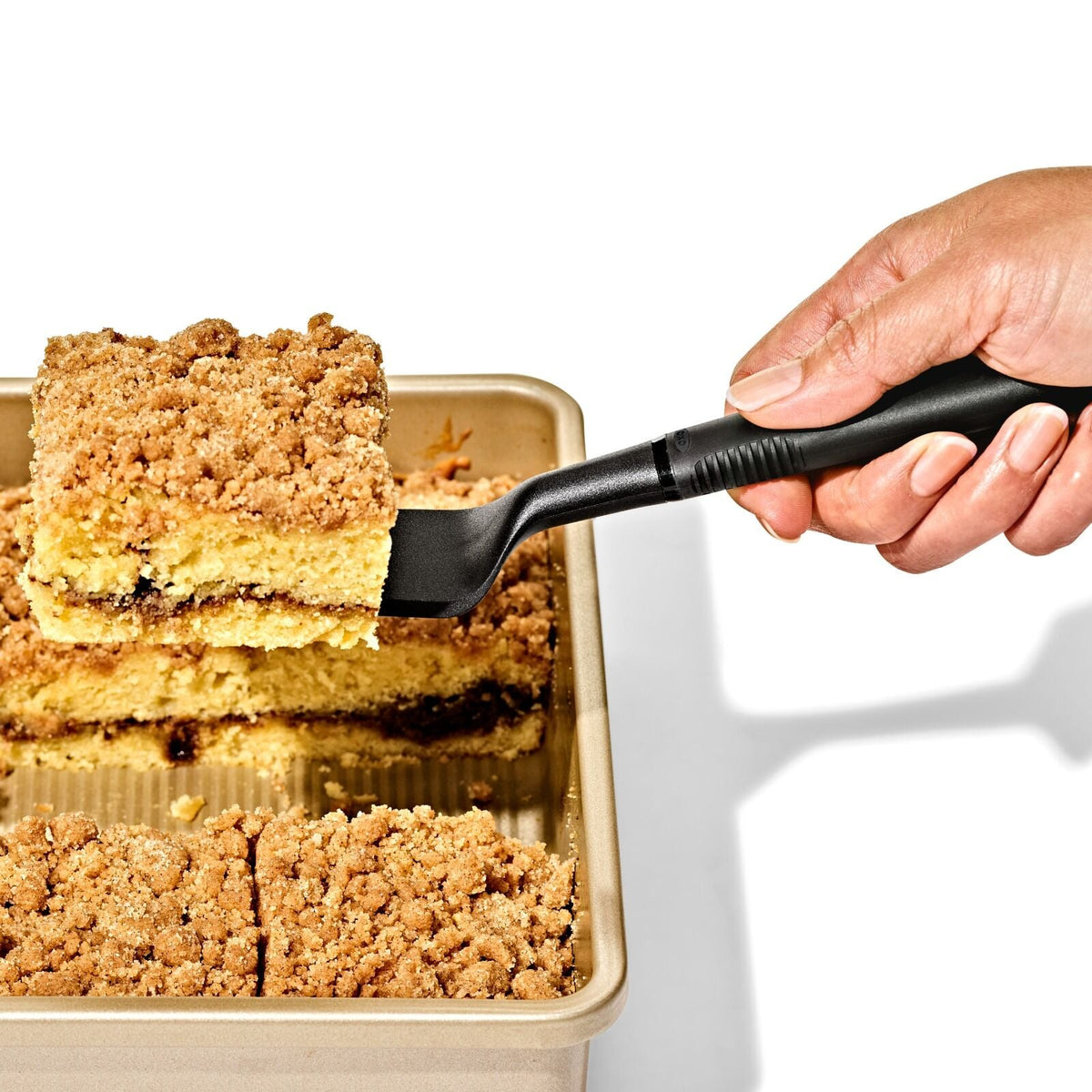 nylon-cut-and-serve-turner-q4 gg_11229000v1_nyloncutservespatula_pdp_02.jpg
