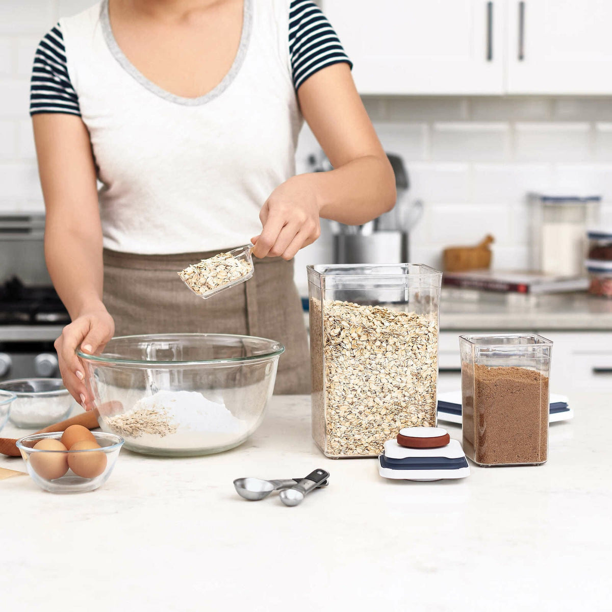 8-piece-pop-container-baking-set-u7 gg_11236500_4_1_.jpg