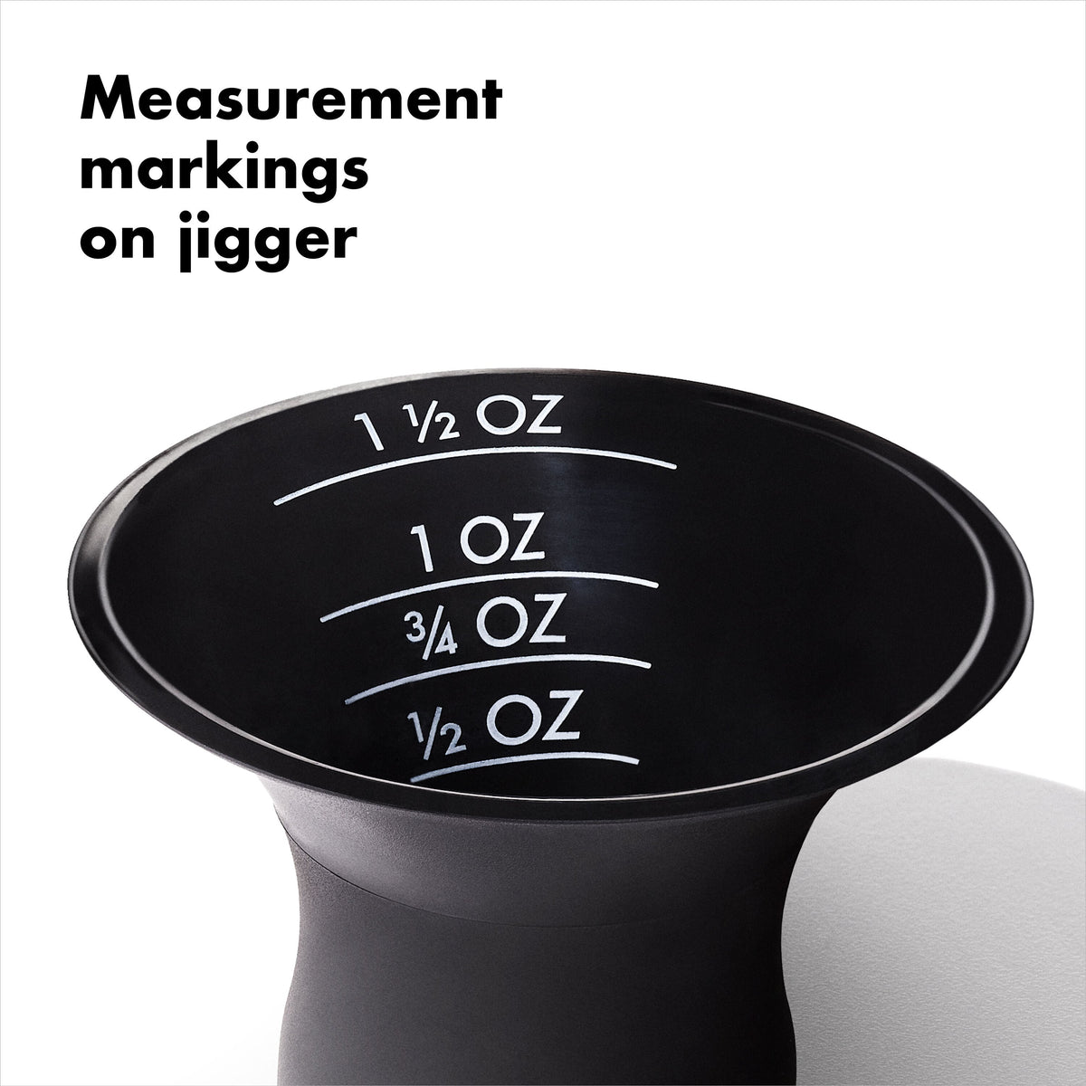 oxo-good-grips-plastic-cocktail-shaker-20-oz-590-ml-capacity-v3 gg_11327200_8a.jpg