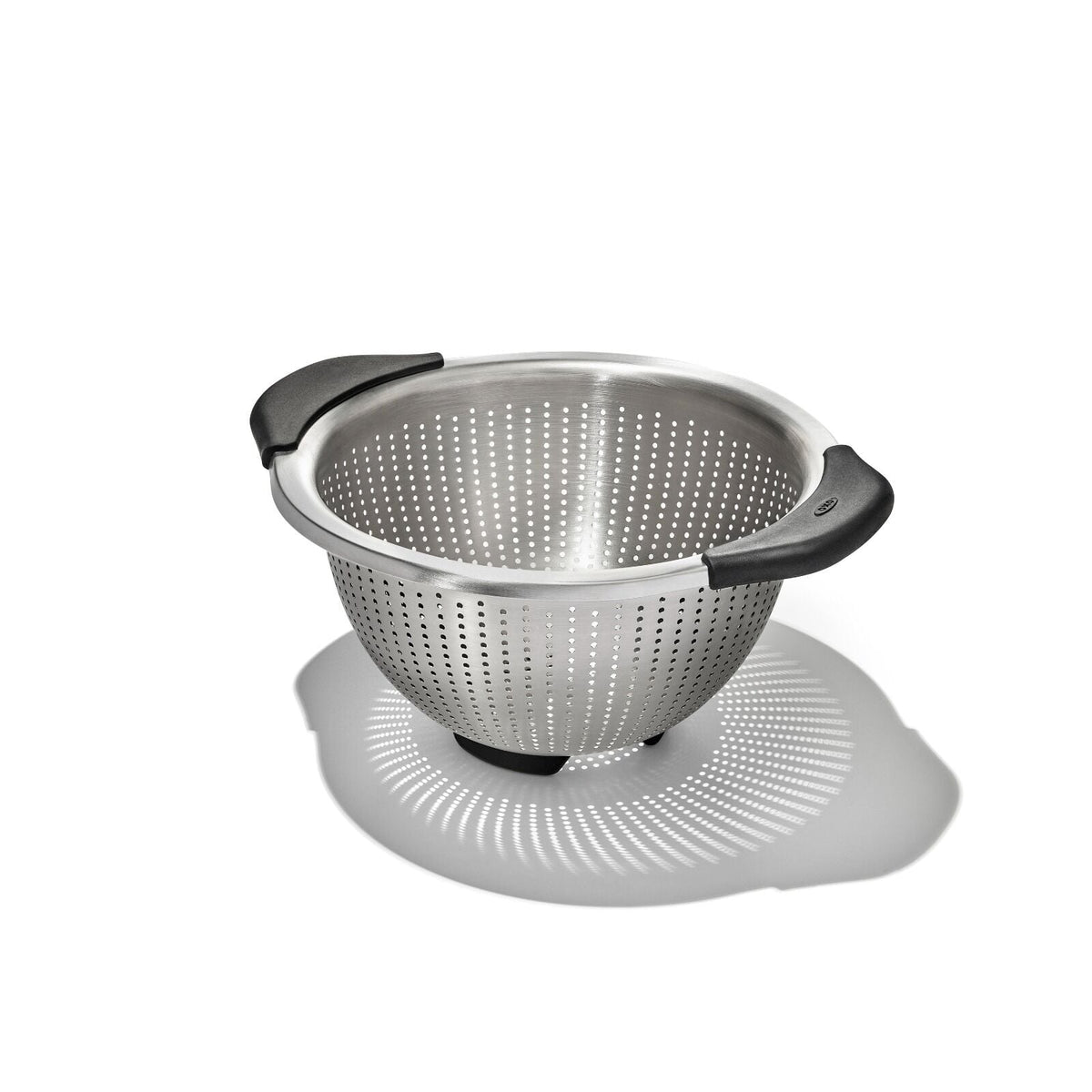 stainless-steel-3-qt-2-8l-colander-t5 gg_11330800_stainlesssteelcolander3qt_02_rgb.jpg