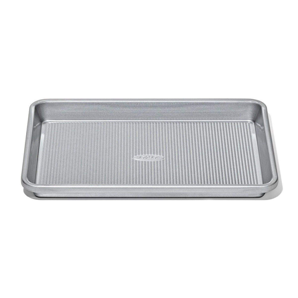 non-stick-pro-clear-coated-quarter-sheet-pan-y0 gg_11434900_quarter-sheet-pan_apdp_00_main.jpeg