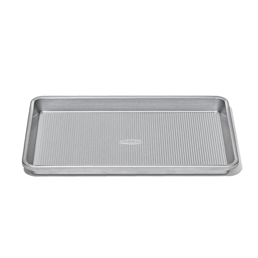 non-stick-pro-clear-coated-jelly-roll-pan-b8 gg_11435000_jelly-roll-pan_apdp_00_main.jpeg