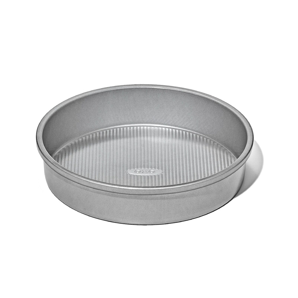 non-stick-pro-clear-coated-9in-round-cake-pan-t5 gg_11435100_9in-round-cake-pan_apdp_00_main.jpeg