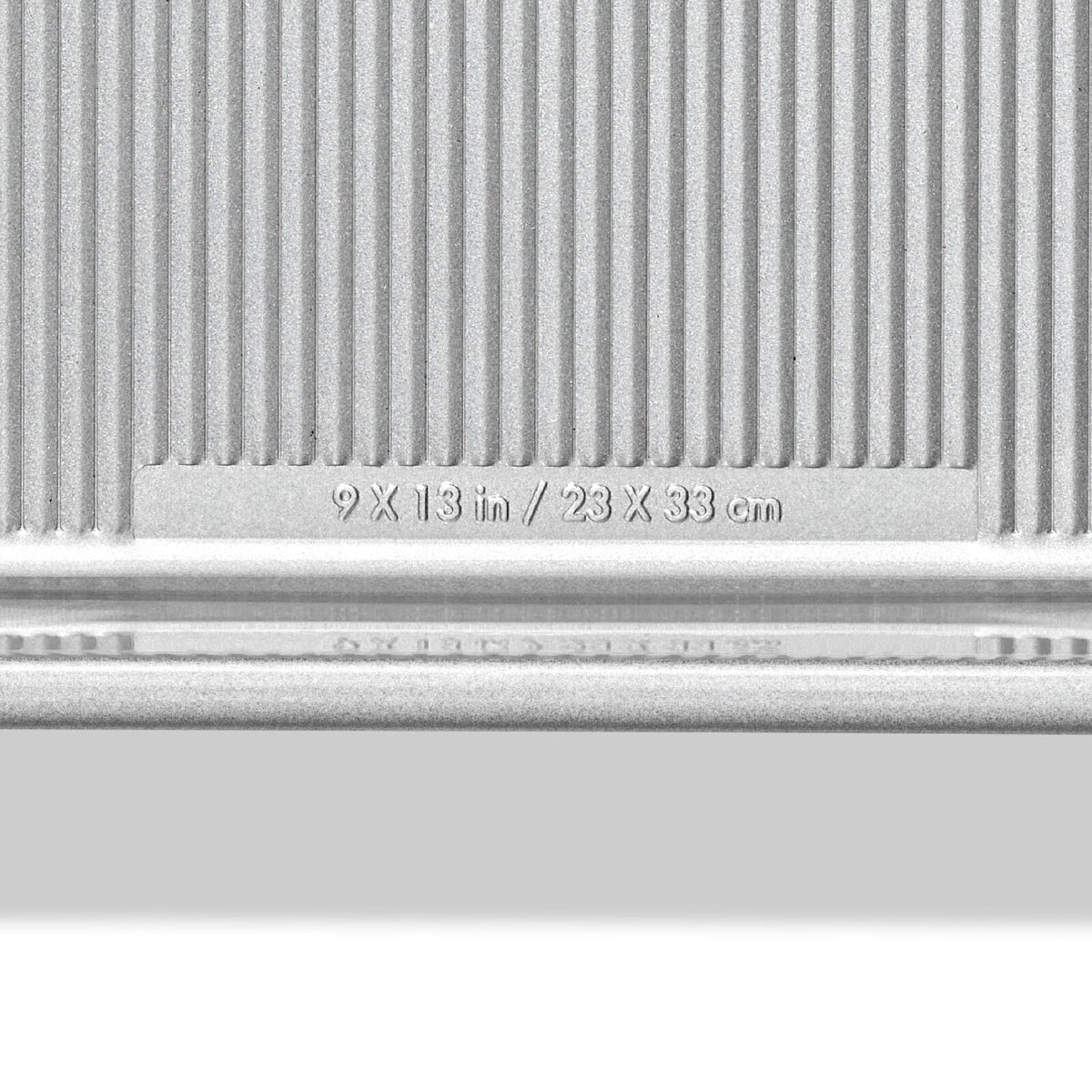 non-stick-pro-clear-coated-9inx13in-cake-pan-c0 gg_11435500_9x13-cake-pan_pdp_06.jpeg