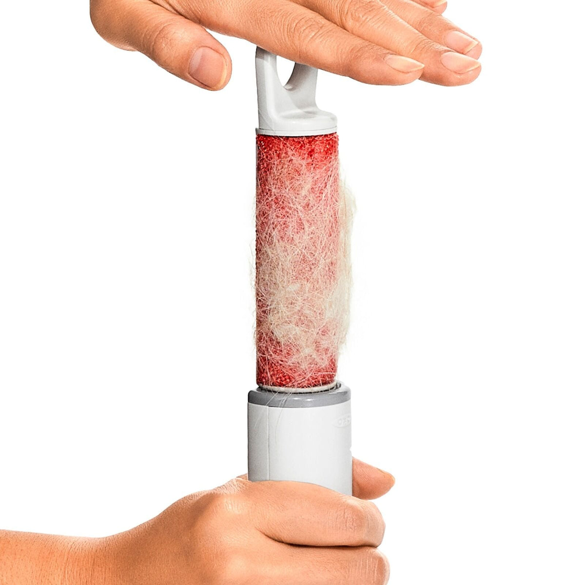 reusable-lint-roller-v1 gg_12331200_otglintbrush_pdp_03_1_.jpg