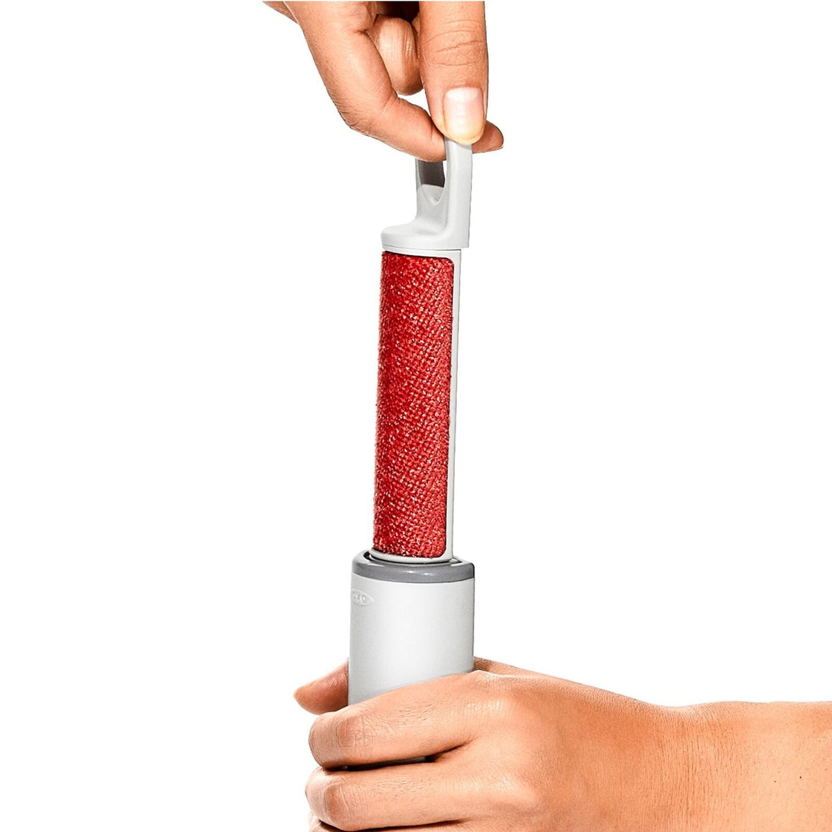 reusable-lint-roller-v1 gg_12331200_otglintbrush_pdp_04_1_.jpg