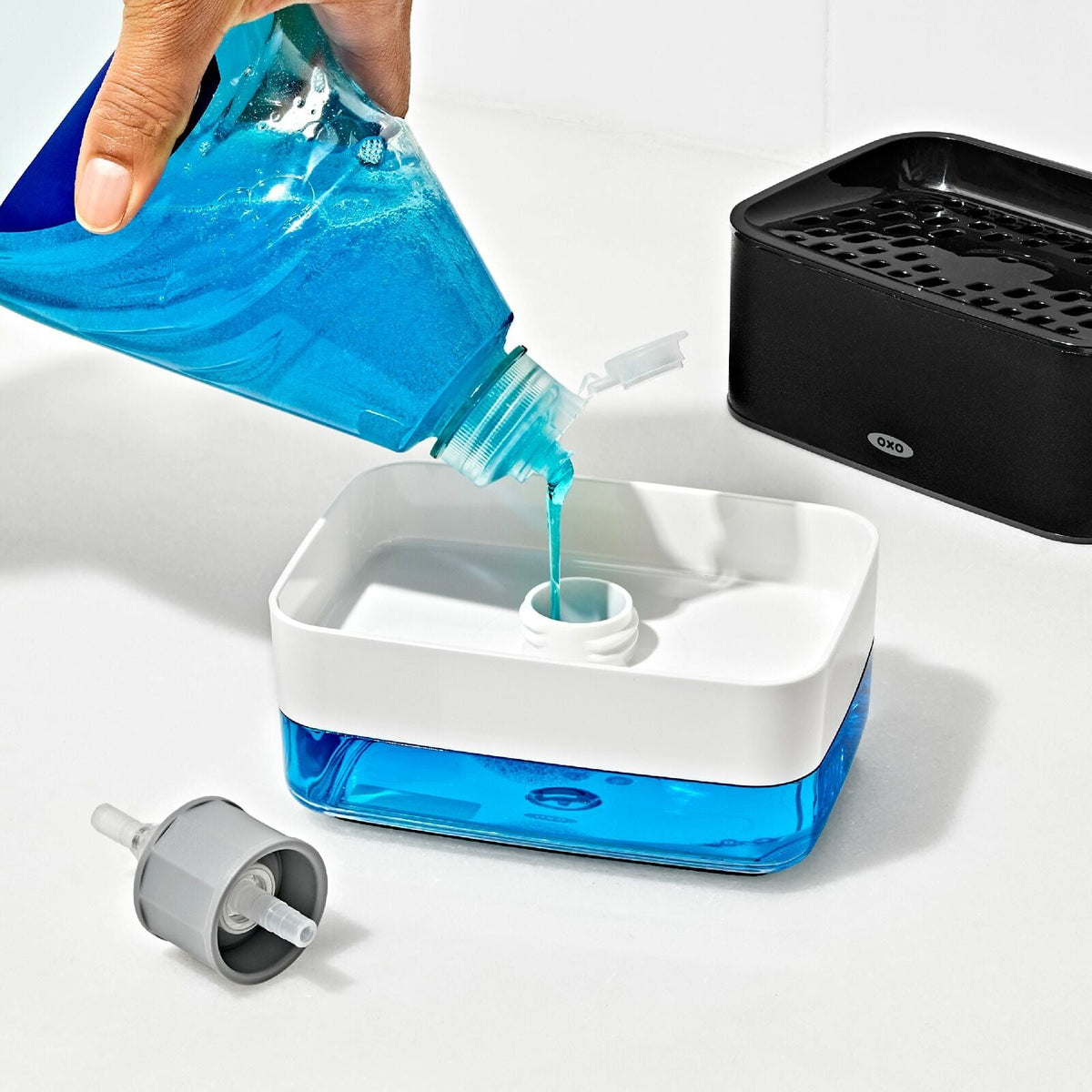 soap-dispensing-sponge-holder-r5 gg_12426800_soap-dispensing-sponge-holder_pdp_05.jpeg