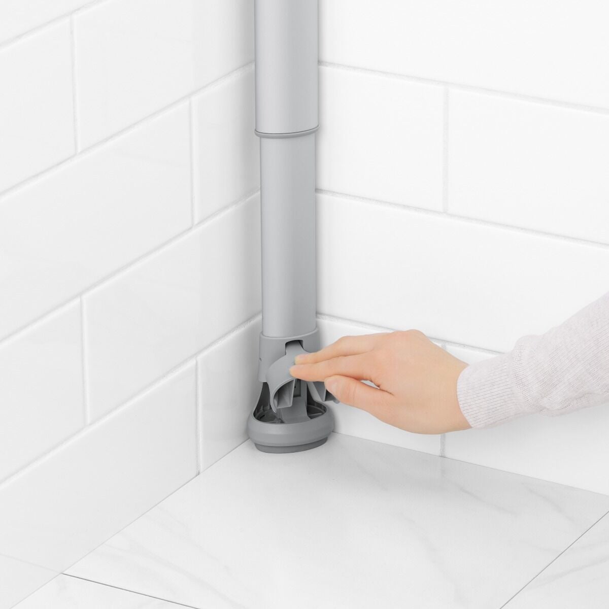 quick-extend-aluminum-pole-caddy-h2 gg_13241500_4c.jpg