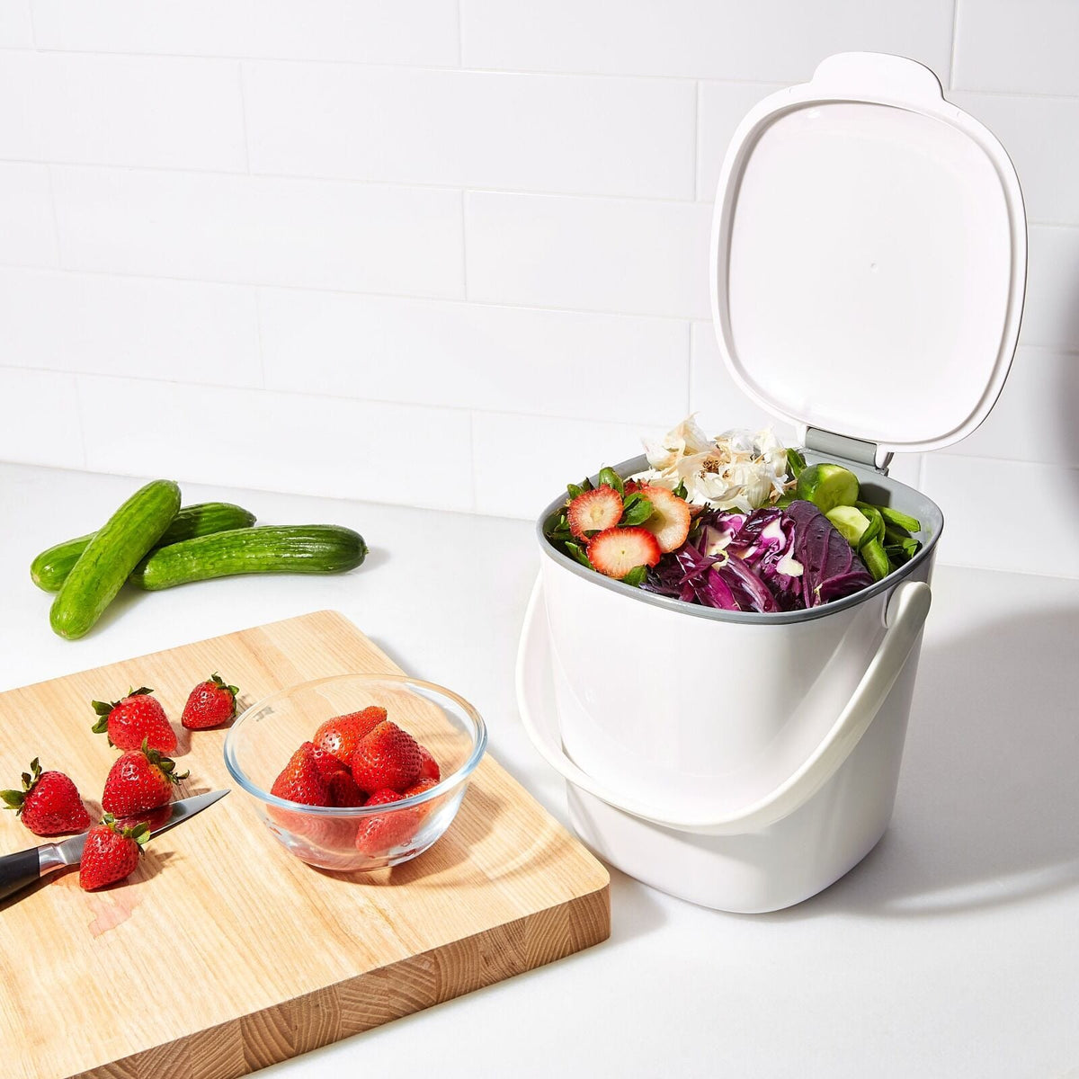 easy-clean-compost-bin-0-75-gal-e3 gg_13295800_9_3.jpg