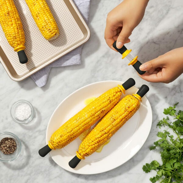 corn-holders-s5 nmagocbjtowlrvjwq7wk.jpg