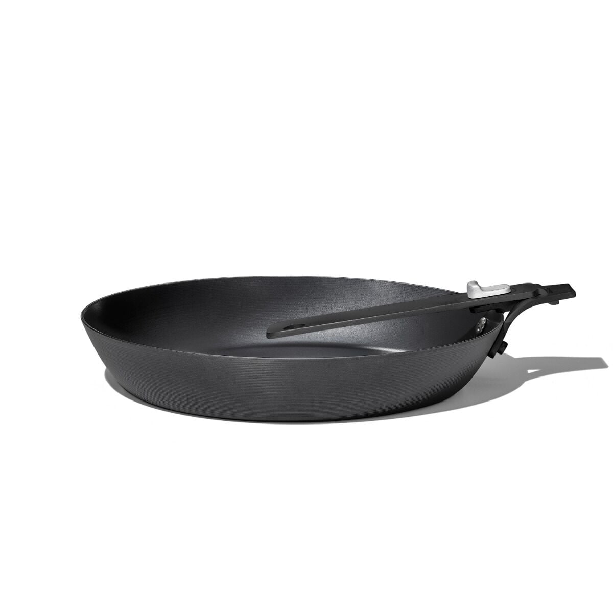 carbon-steel-with-removable-handle-10in-pan-p9 od__2059640001__10incarbonsteelpan_67_rgb.jpg