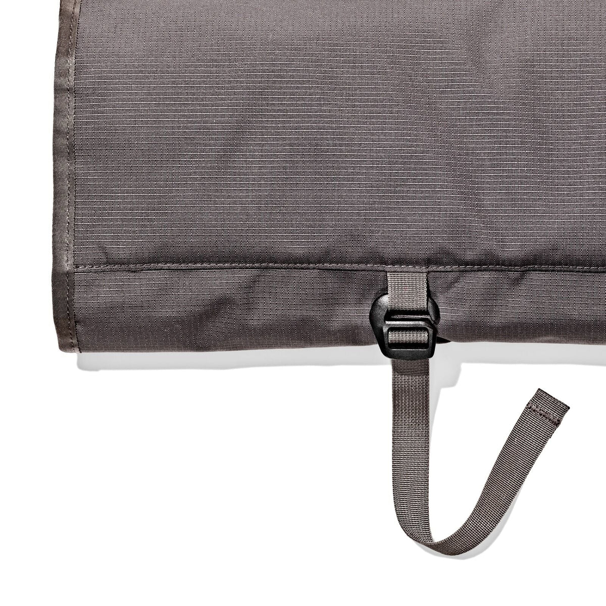 outdoor-camp-kitchen-tool-roll-e5 odr_9113900_campkitchentoolroll_pdp_04.jpeg