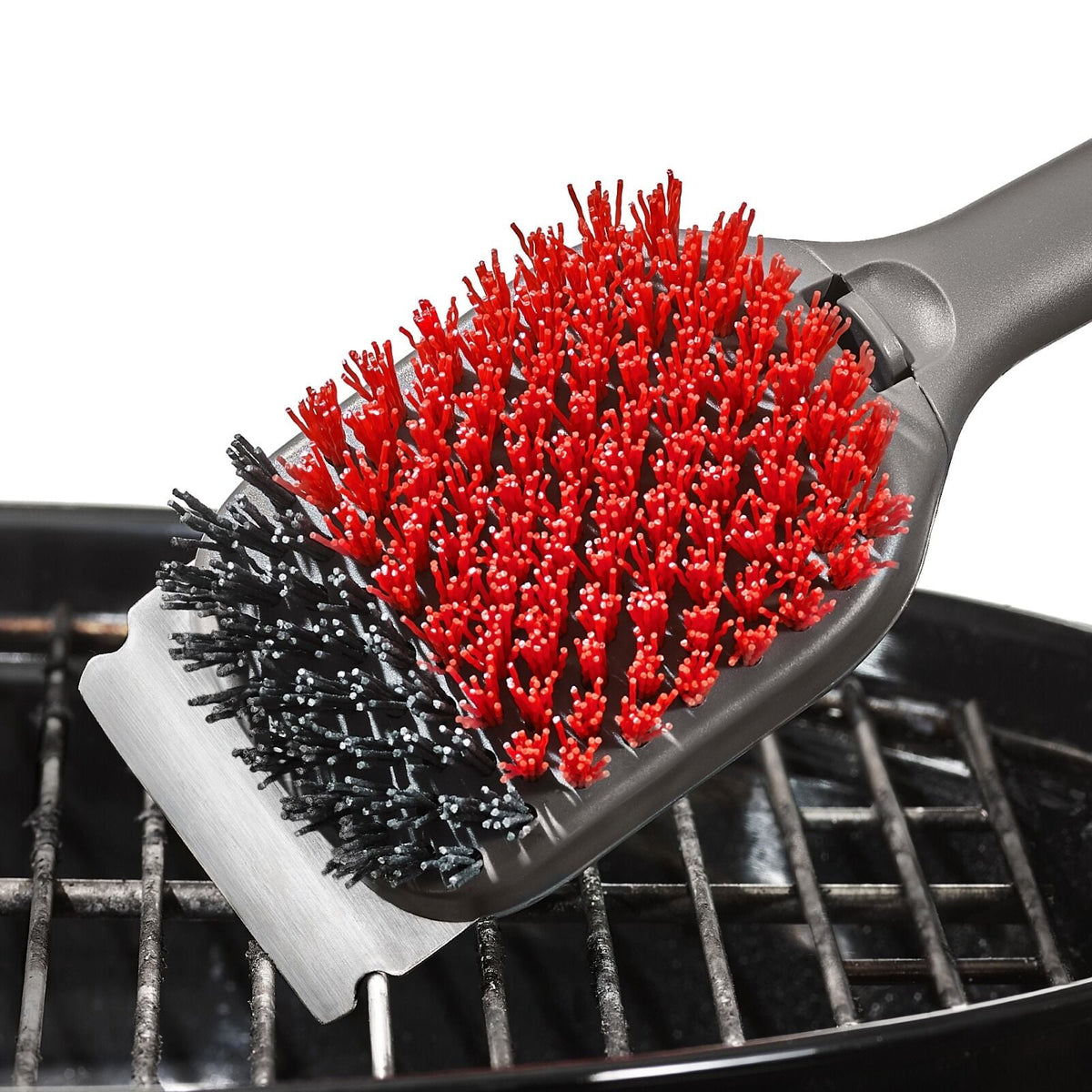 outdoor-nylon-grill-brush-set-of-2-replacement-heads-m8 odr_9210900_nylongrillbrushforcoldcleaningrpmheads_pdp_04.jpeg