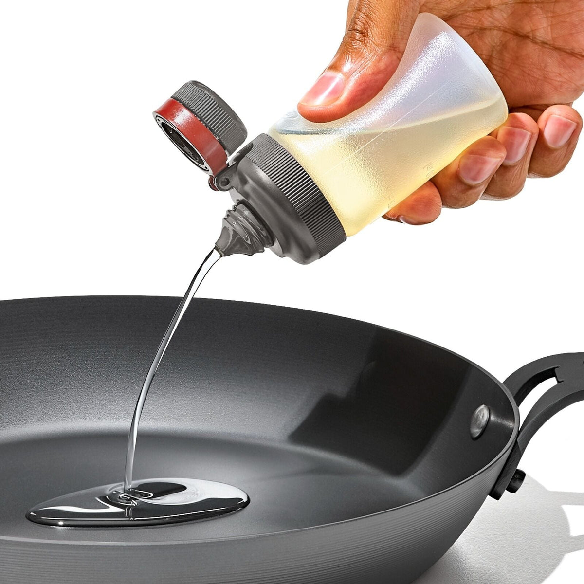 outdoor-7-piece-spice-shaker-and-squeeze-bottle-set-o6 odr_kitchen-prep-spice-sets-condiment_pdp_09.jpeg