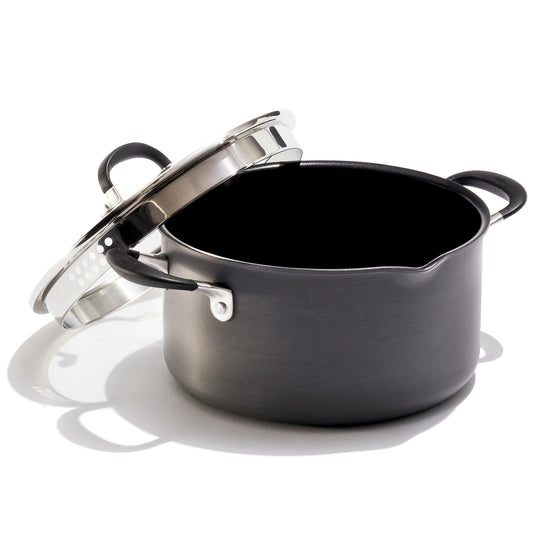 non-stick-6-quart-stock-pot-with-lid-d7 oxo_6qstockpot_product_1_.jpg