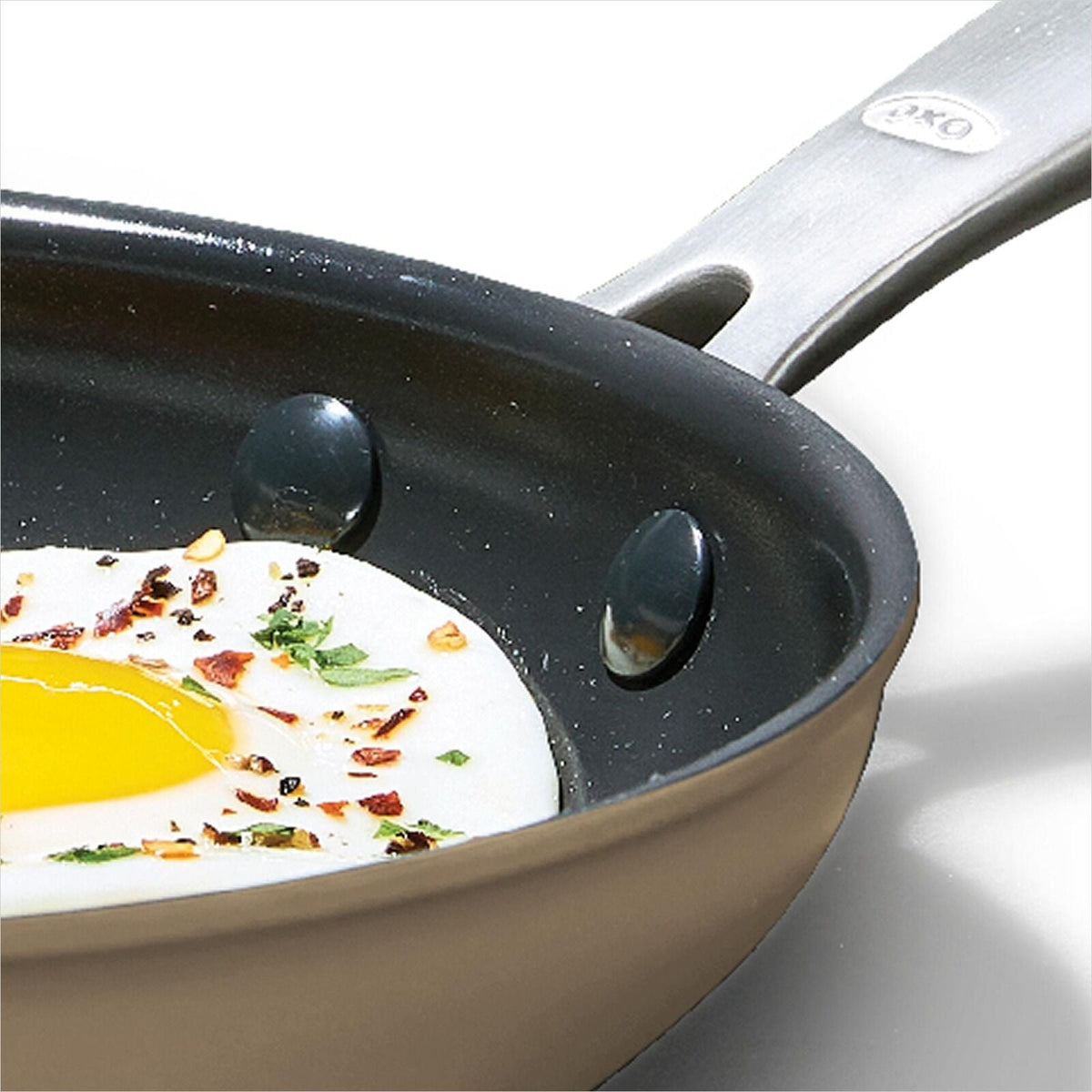 enhanced-non-stick-8-inch-frypan-w3 oxo_cc010457-001_enhanced-nonstick-8in-fry-pan-biscuit_pdp_02.jpg