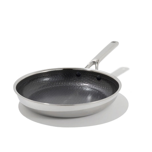trident-hybrid-non-stick-stainless-steel-10-in-fry-pan-q7 oxo_cc010462-001_trident-10in-fry-pan_02.jpg