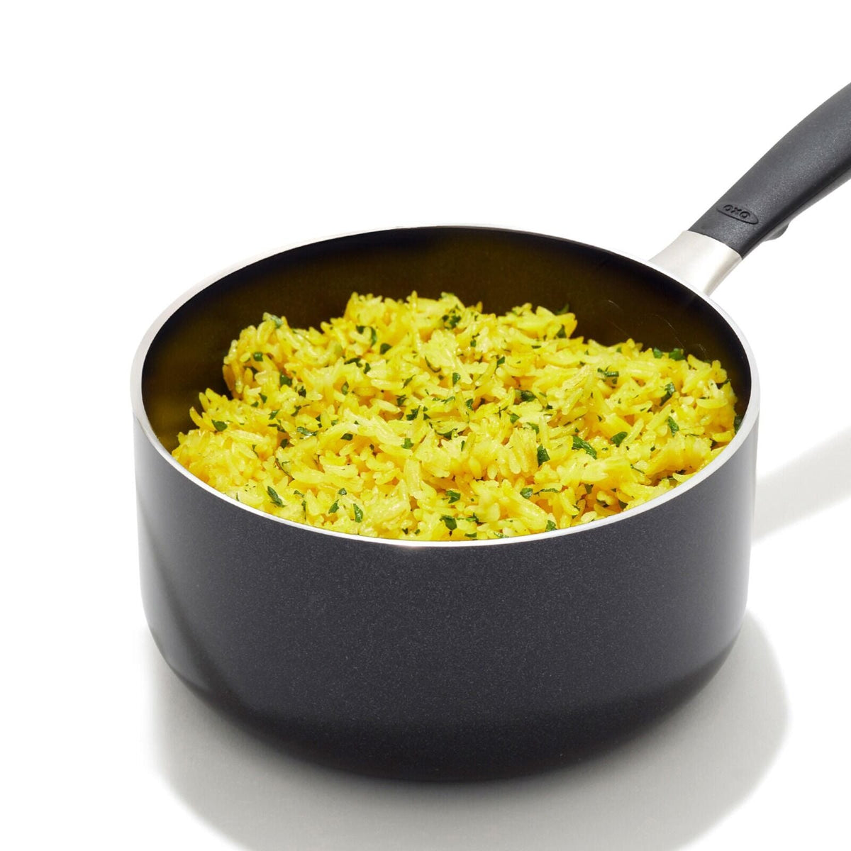 non-stick-pro-every-day-1-6-qt-saucepan-with-lid-d6 oxo_cc010467-001_nonstick-everyday-1p6qt-saucepan_pdp_03.jpg