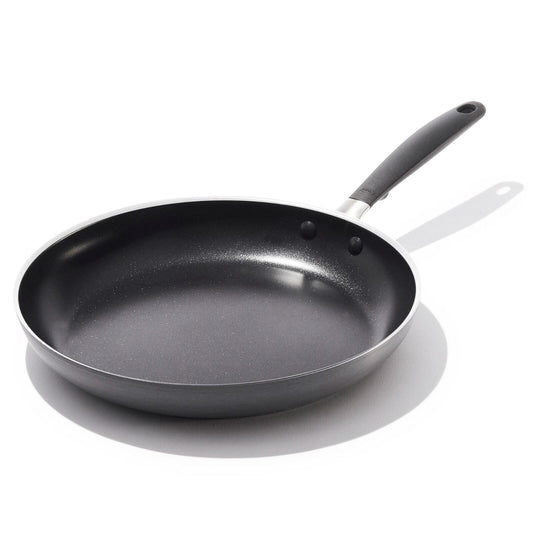 non-stick-pro-every-day-12-inch-frypan-h0 oxo_cc010470-001_nonstick-everyday-12in-fry-pan_pdp_01.jpg