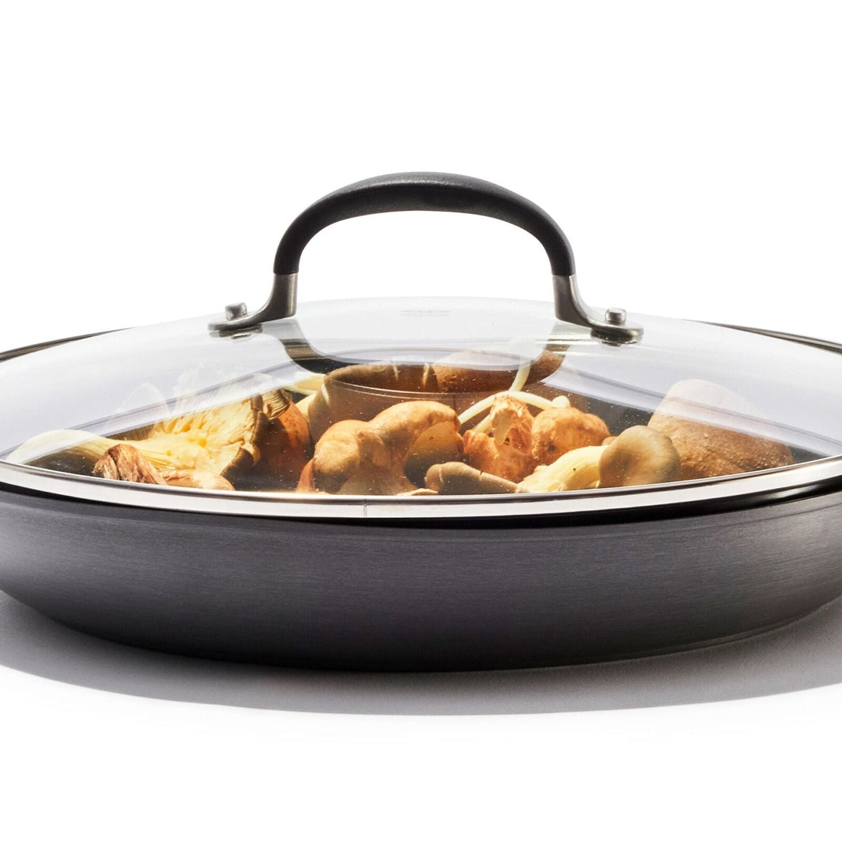 non-stick-pro-every-day-12-inch-frypan-with-lid-w8 oxo_cc010471-001_nonstick-everyday-12in-fry-pan-w-lid_pdp_05.jpg