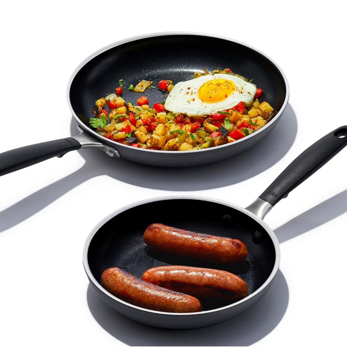 non-stick-pro-every-day-2-piece-frypan-set-v9 oxo_cc010473-001_nonstick-everyday-2pc-fry-pan-set_pdp_02.jpg