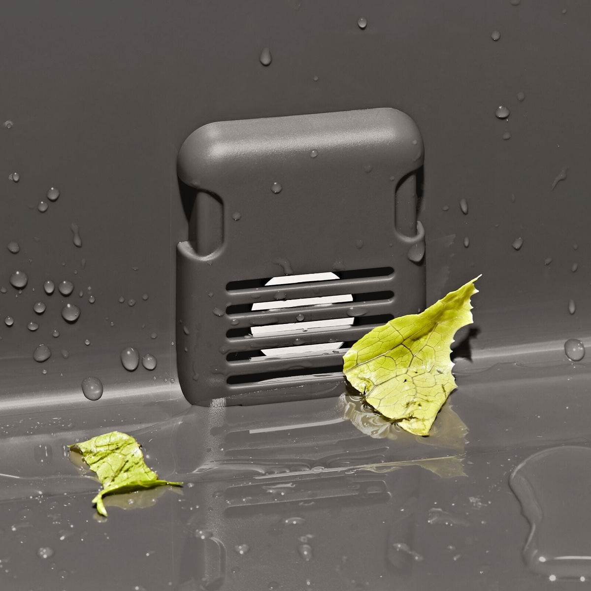 outdoor-wash-dry-and-stow-system-p4 oxo_cleaning_system_outdoor-9112100_034.jpg